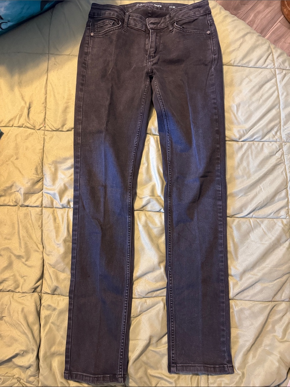 Women’s Dark Gray Slim Straight Jeans